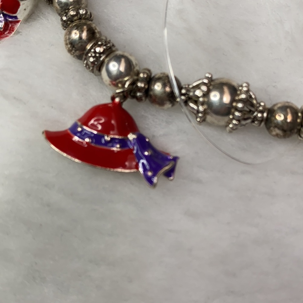 Red Hat Society Charm Bracelet One Size - Picture 5 of 9